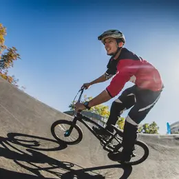 Nantes possède désormais son premier pumptrack : on peut même y tester gratuitement le BMX cette semaine