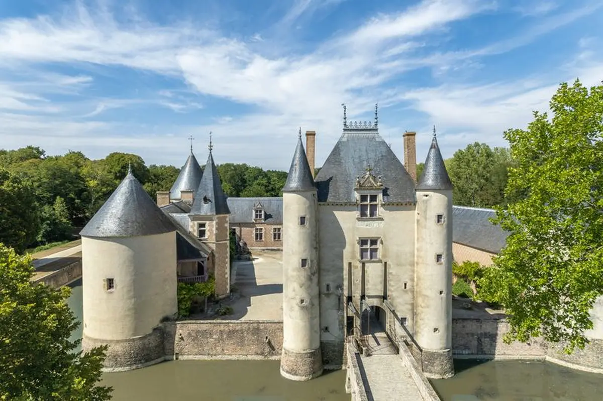 Navette touristique - Arboretum des Grandes Bruyères et Château de Chamerolles