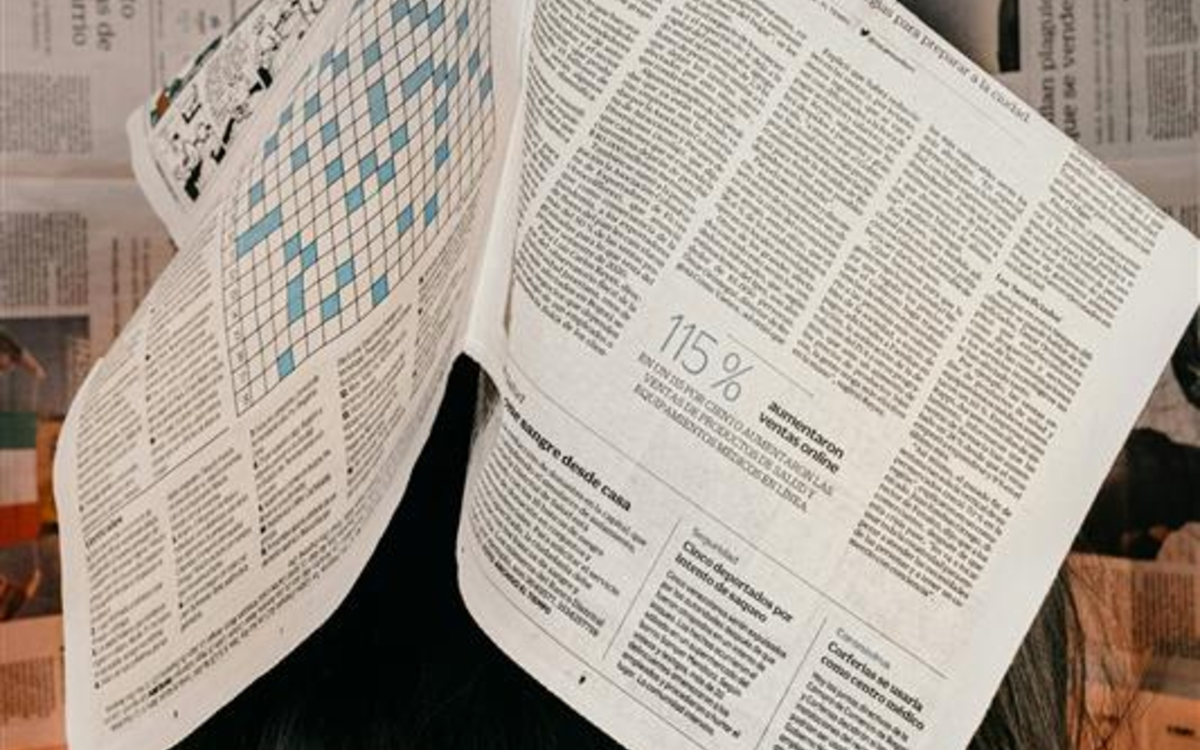 Naviguer ensemble dans l’ère de l’information : un atelier familial pour déjouer la désinformation