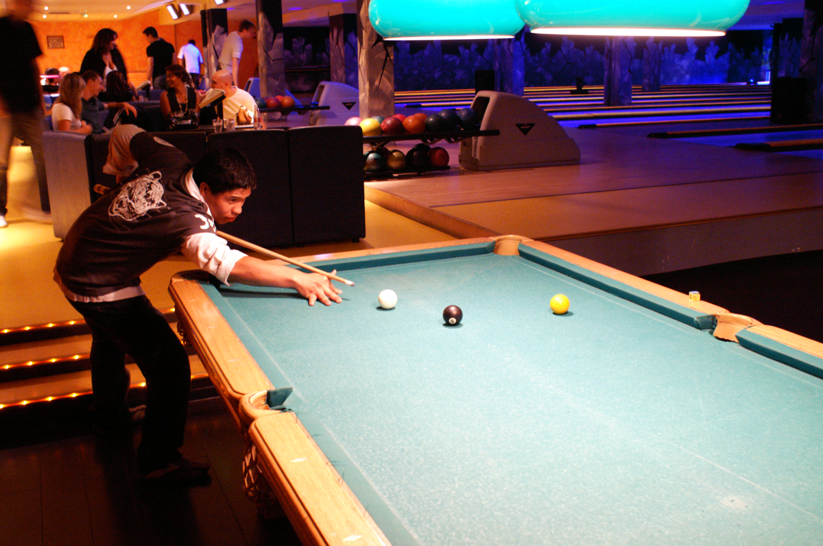 Le New Bowling de Mulhouse propose des tables de billard