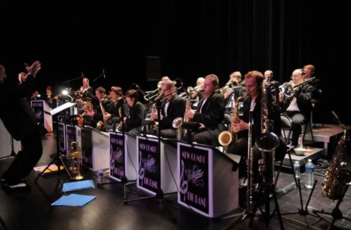 New Combo Jazz Big Band