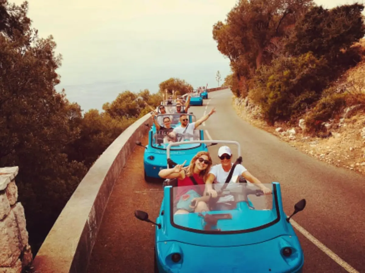 Nice Car Tours guidé depuis Nice (06)