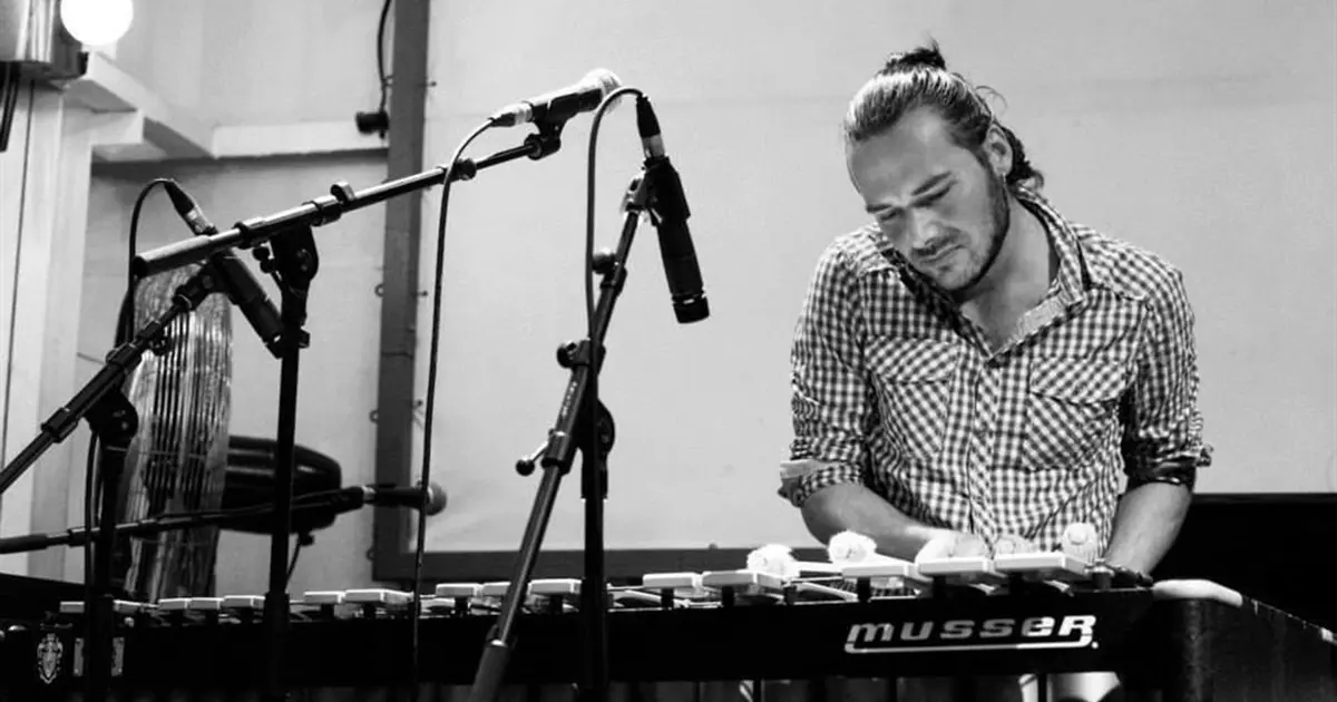 Nicholas Thomas Swing Group