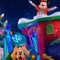 Venez vivre un Noël magique avec Mickey et ses amis ! &copy; Facebook / Disneyland Paris