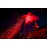 Le spectacle de la Cie Gratte-Ciel Rouge &copy; Dragos Dumitru