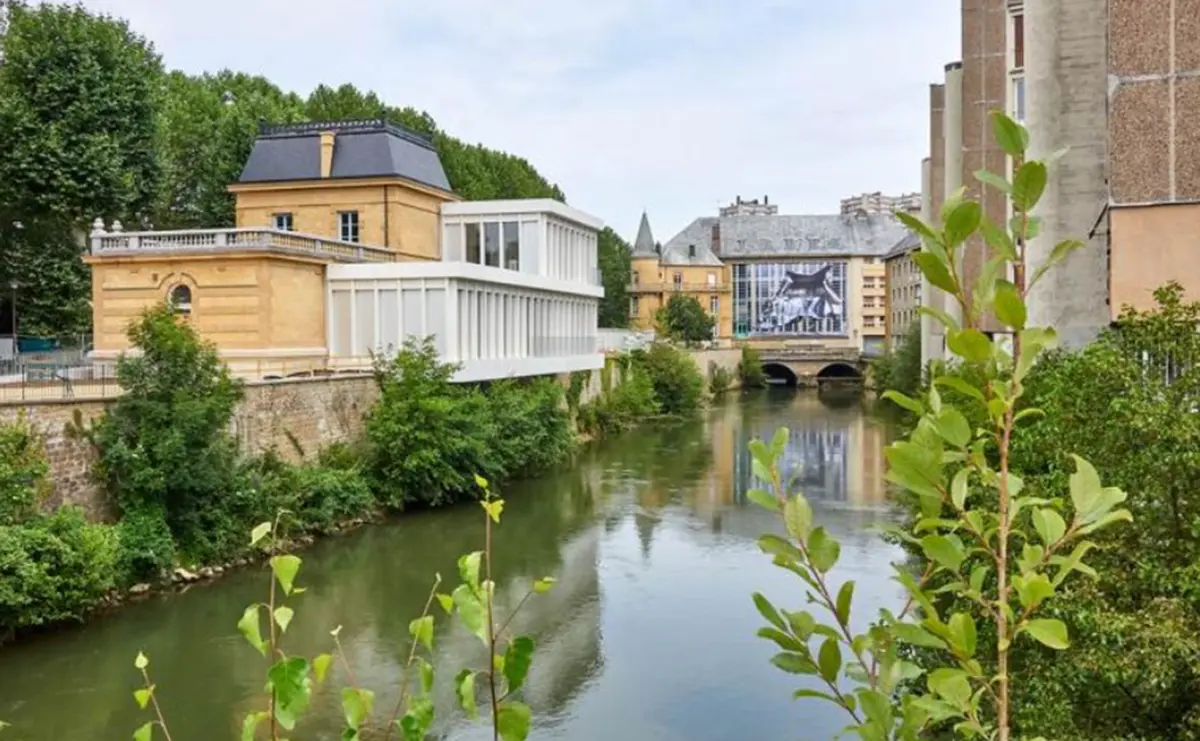 Nouveau : Sedan, c'est du béton
