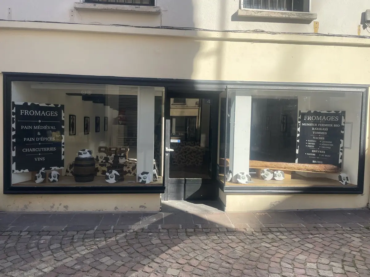 On sent que cette boutique ne restera pas aussi calme longtemps après son ouverture...