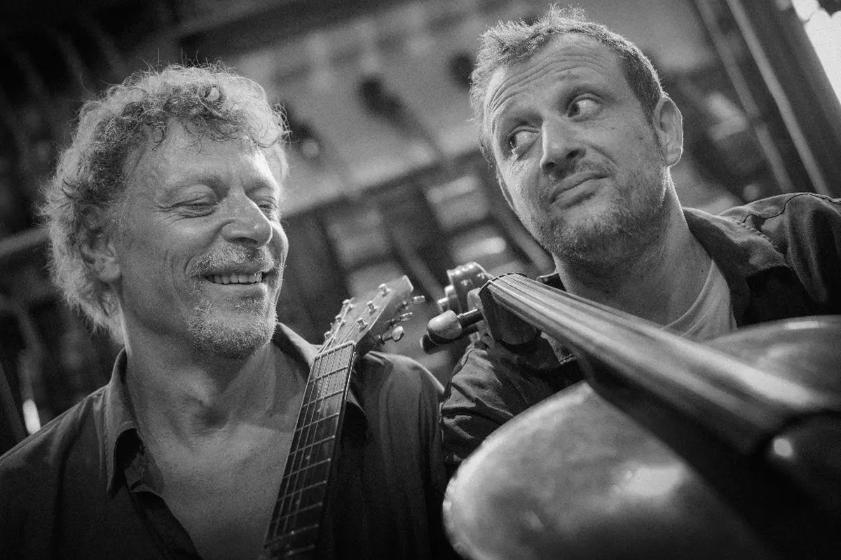 Nü - Duo Acoustique Et Poétique