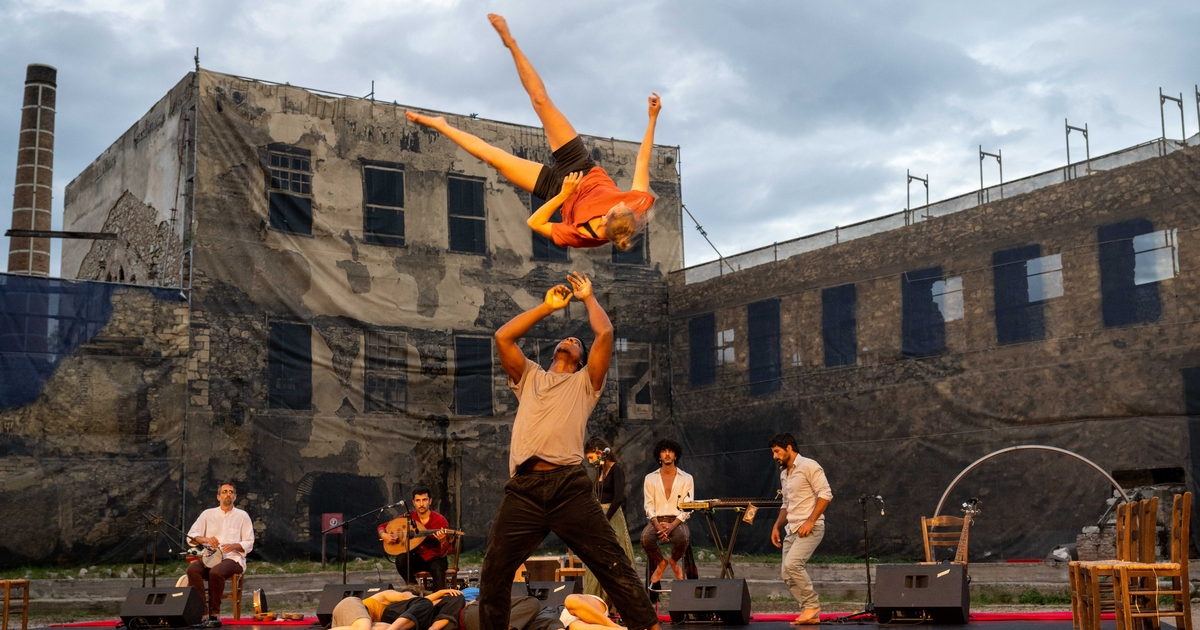 Nuit Blanche au Hangar Y- Le Plus Petit Cirque du Monde