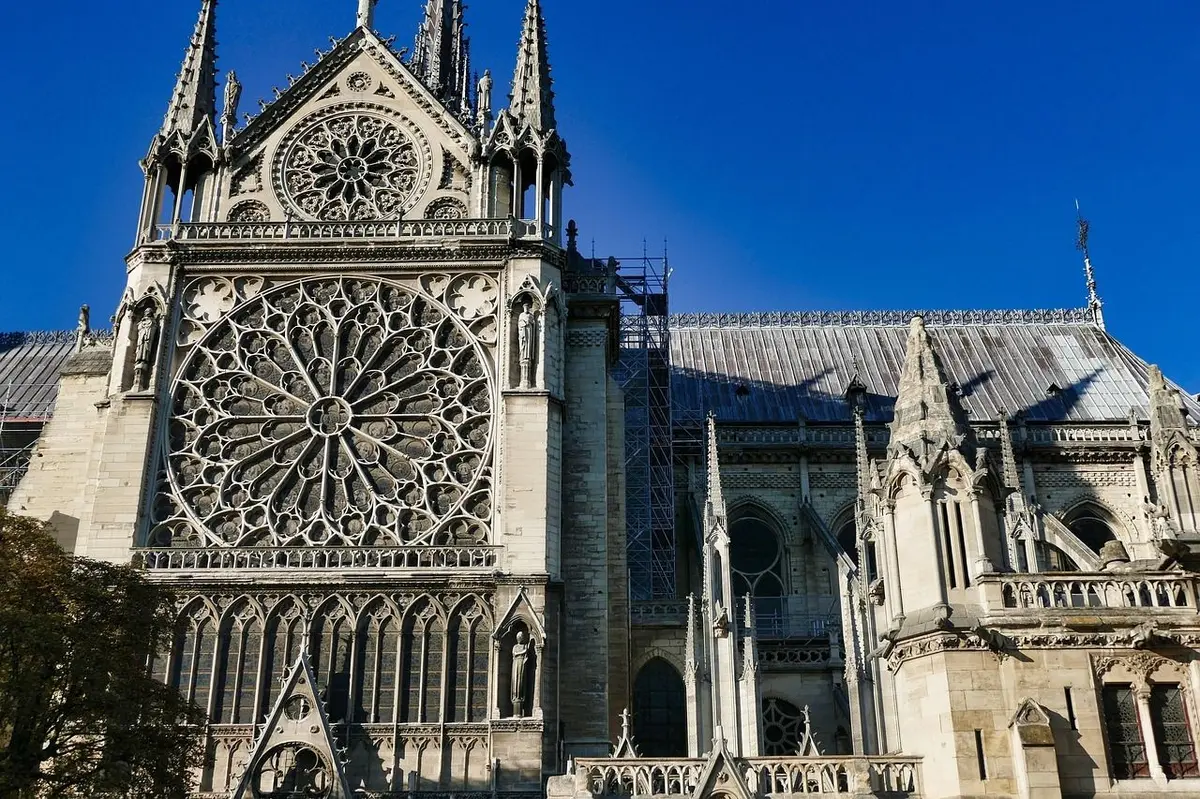 Nuit des cathédrales en France le 9 mai 2026 : visites nocturnes, concerts et patrimoine