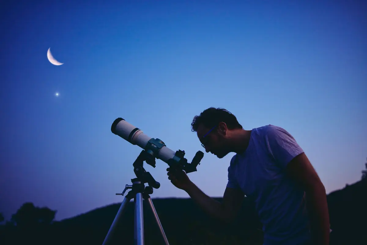 Nuit des &eacute;toiles 2026 &agrave; Paris : o&ugrave; observer le ciel ?