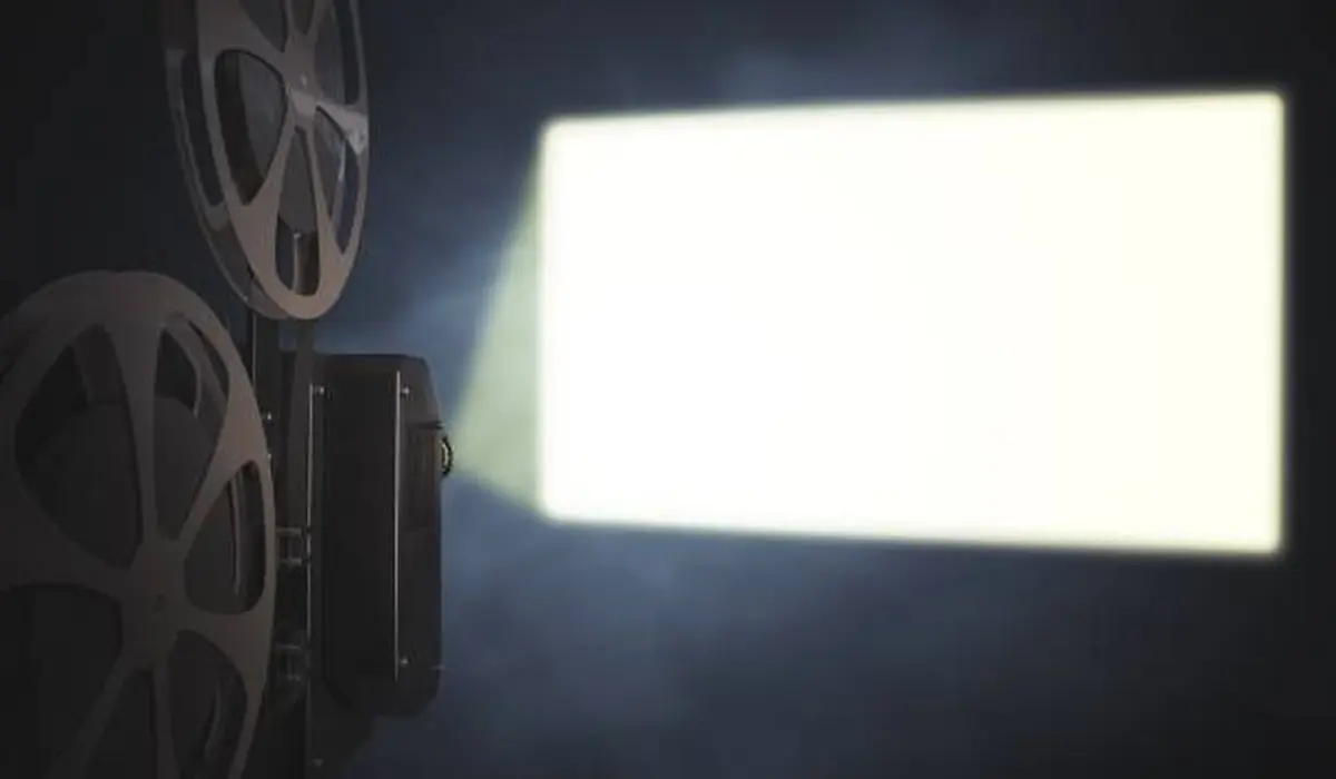 Observation De L’éclipse Solaire