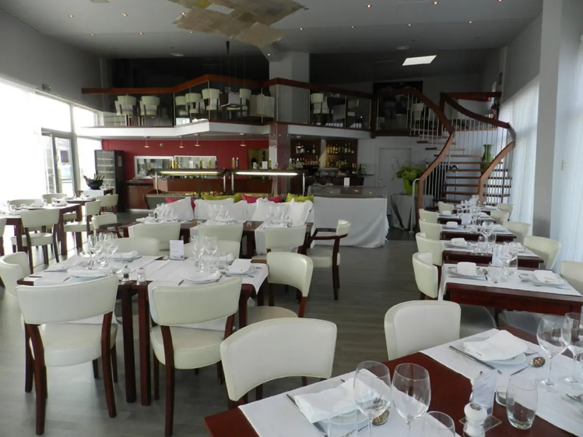 Octave au Piano de la cité