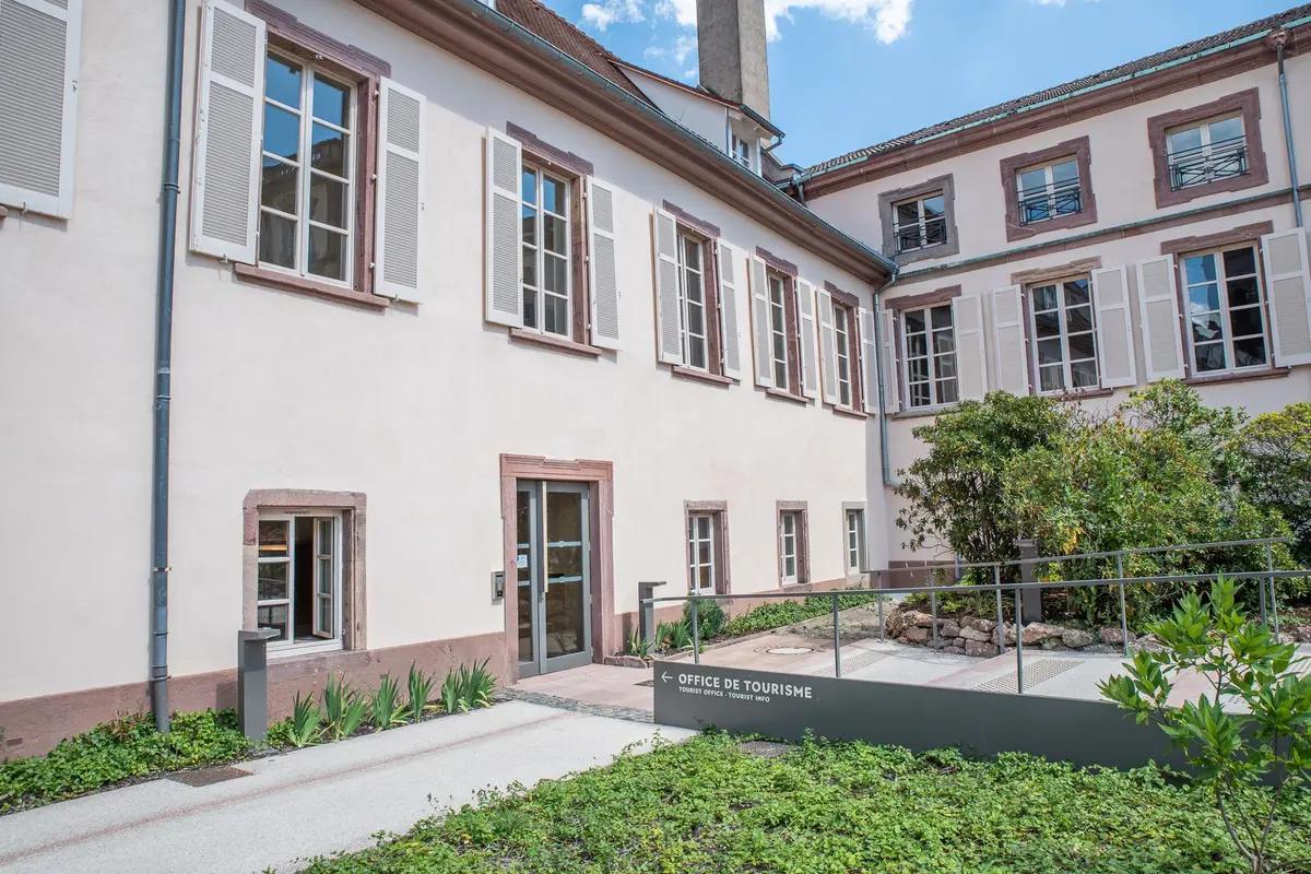 Office de tourisme de Guebwiller et sa région au Château de la Neuenbourg