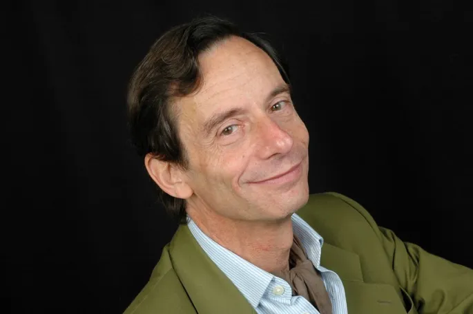 Olivier Barrot est le président de la 31e édition de la Foire du Livre de Saint-Louis