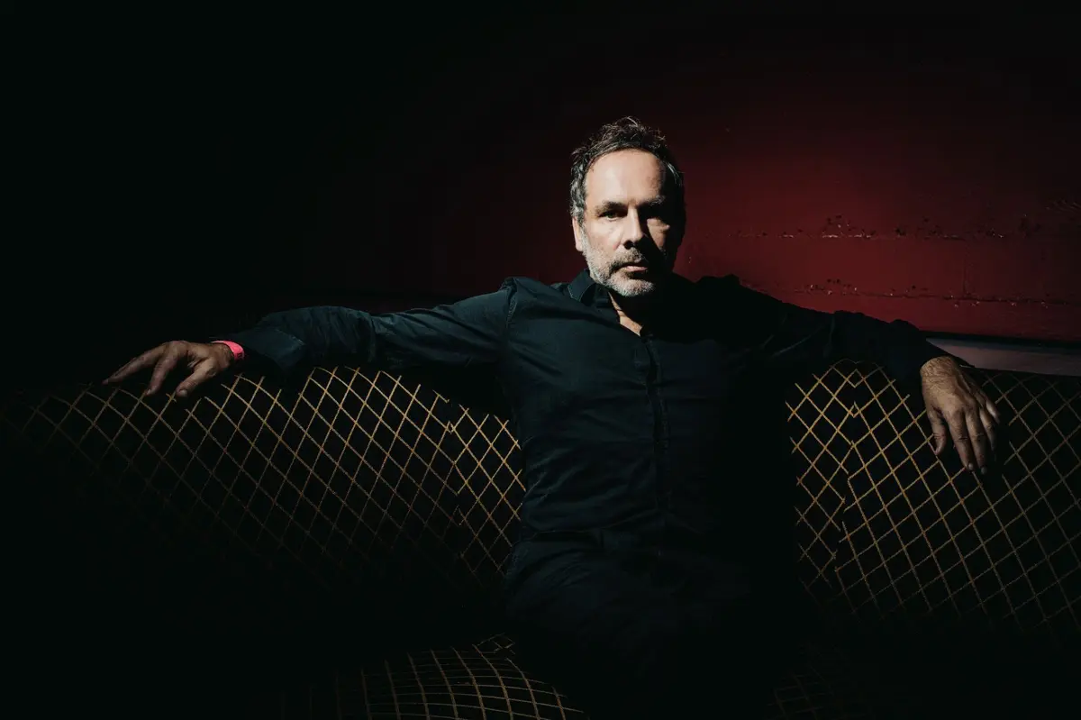 Olli & the London Radio Pop Orchestra : un premier single folk-pop ancré dans la vie rennaise