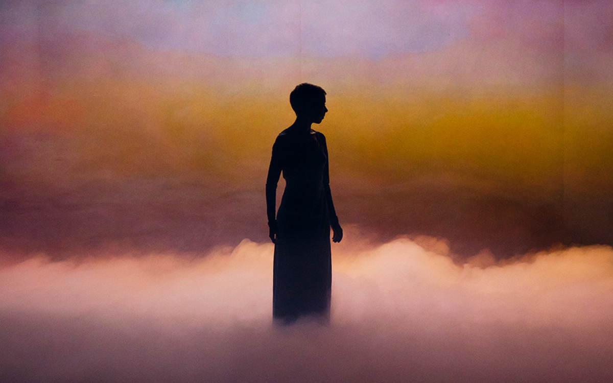 On m'a trouvée grandie, une expérience magique à couper le souffle au Théâtre Silvia Monfort
