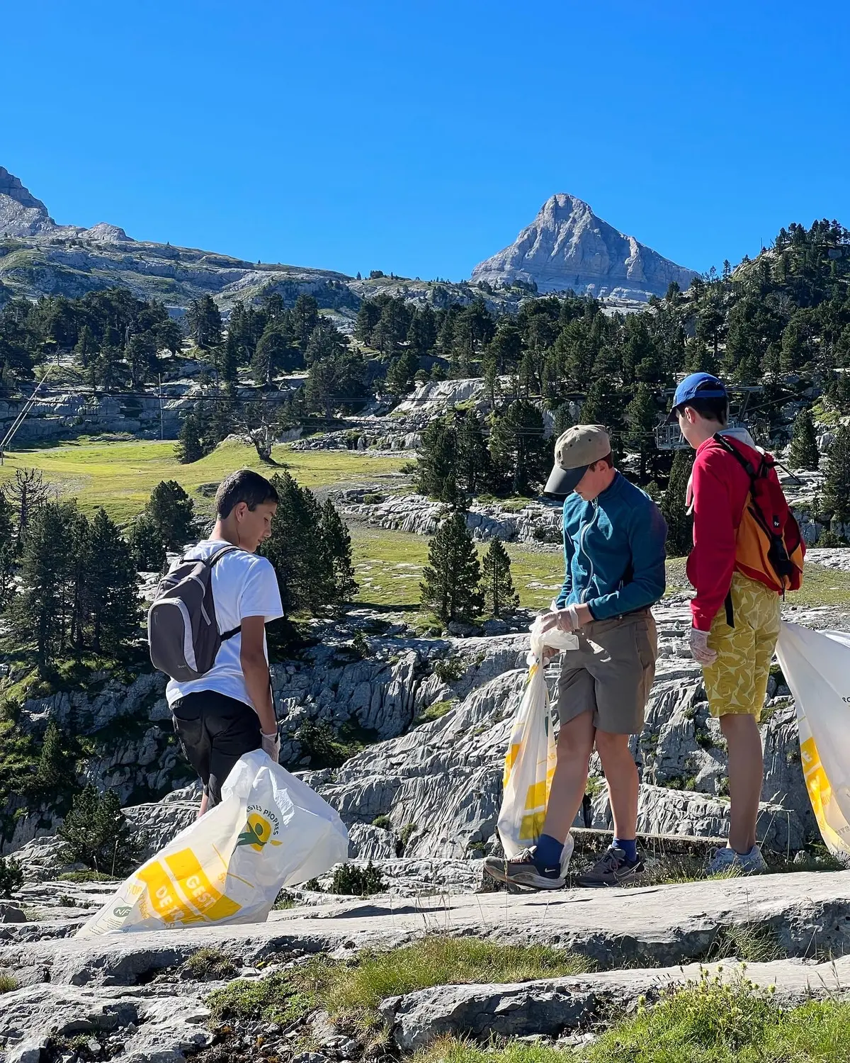Opération Montagne Propre