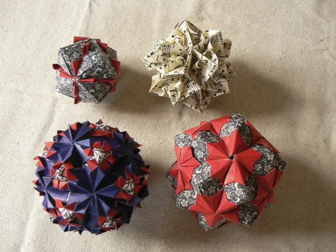 L\'origami permet de réaliser de jolies choses à partir de chutes de papier