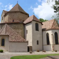 La majestueuse Abbatiale Saints-Pierre-et-Paul d'Ottmarsheim DR