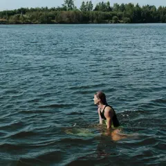 Où se baigner en eau douce dans le Gard ? Lacs, rivières et coins fraîcheur pour l’été