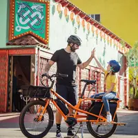 Un vélo cargo qui vous permettra d'emmener vos enfants partout avec facilité ! DR