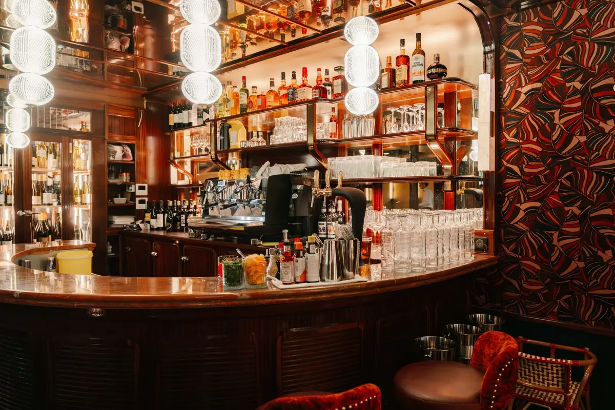 Rouge : un nouveau restaurant gastronomique ouvre avenue de Suffren à Paris