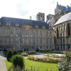 Le Palais du Tau