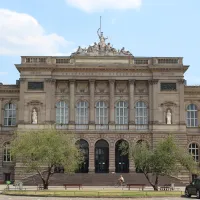 Le palais université, un bâtiment reconnaissable et emblématique &copy; JDS