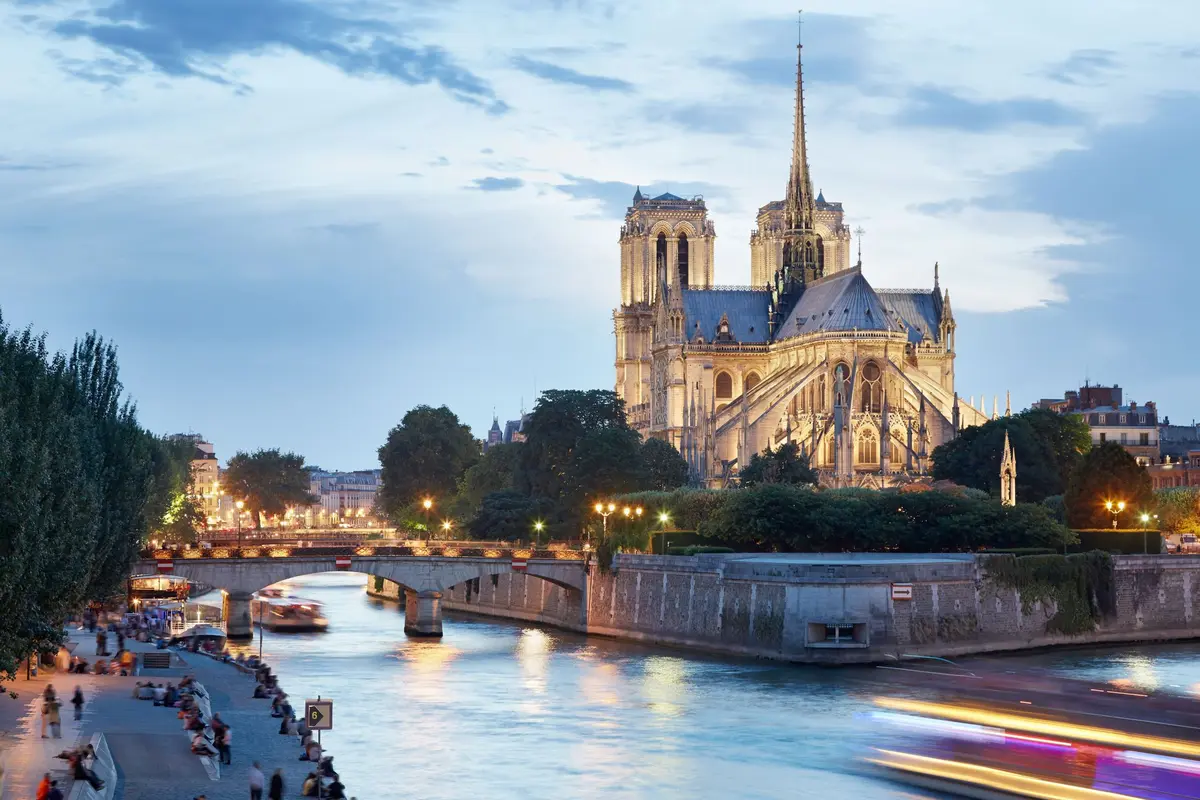 Pape Léon XIV à Paris : fermeture de Notre-Dame de Paris