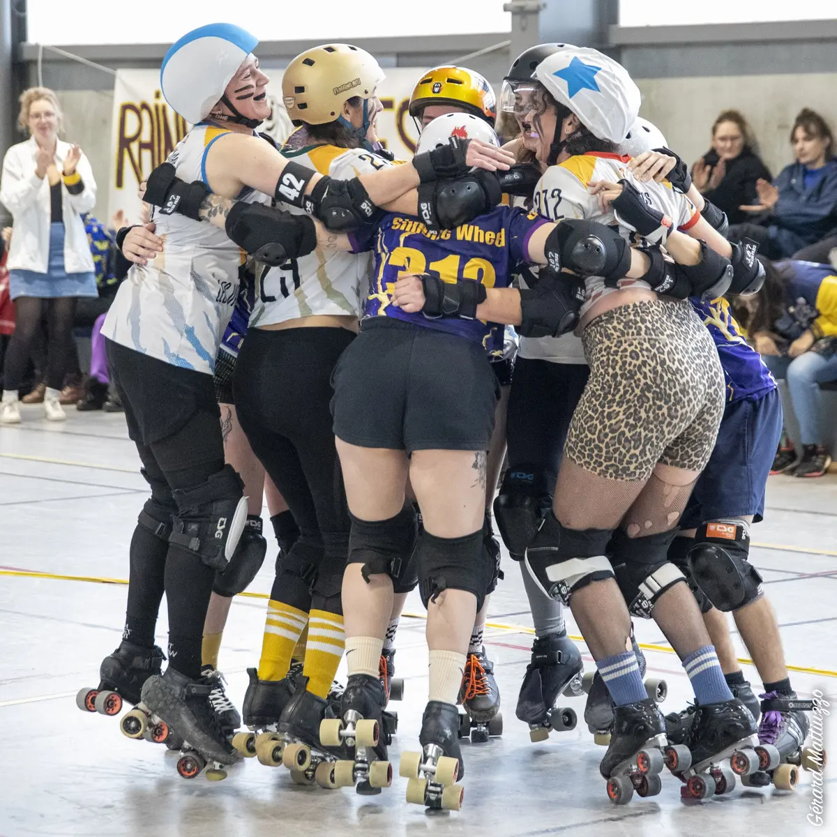 Par Toutrackis! Matchs de roller derby