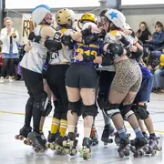 Par Toutrackis! Matchs de roller derby