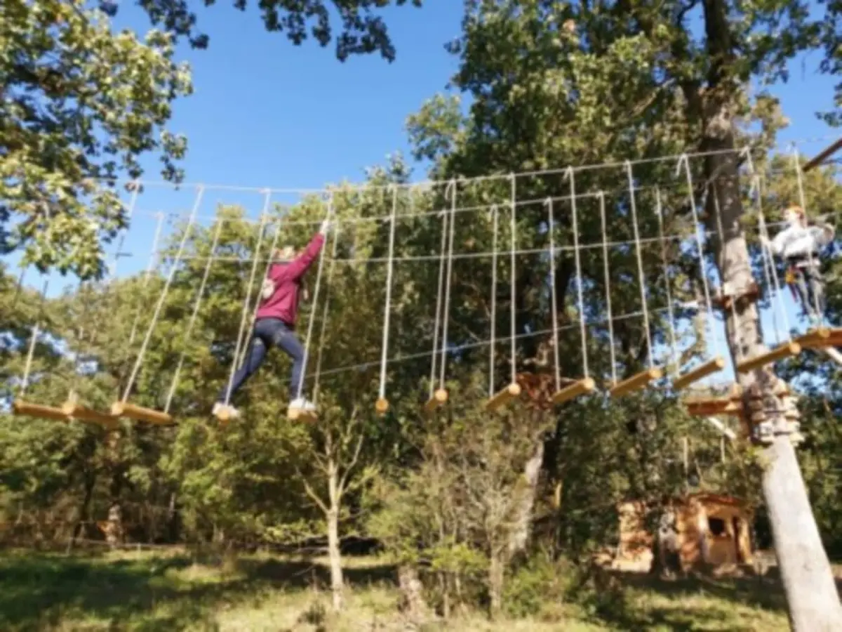 Parc accrobranche à La Pomarède (11)
