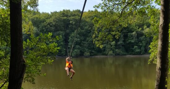 Parc Accrobranche &agrave; Sidiailles pr&egrave;s de Montlu&ccedil;on (18)