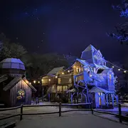 Parc animalier de Sainte-Croix : expérience hivernale et parcours lumineux pour les vacances de Noël