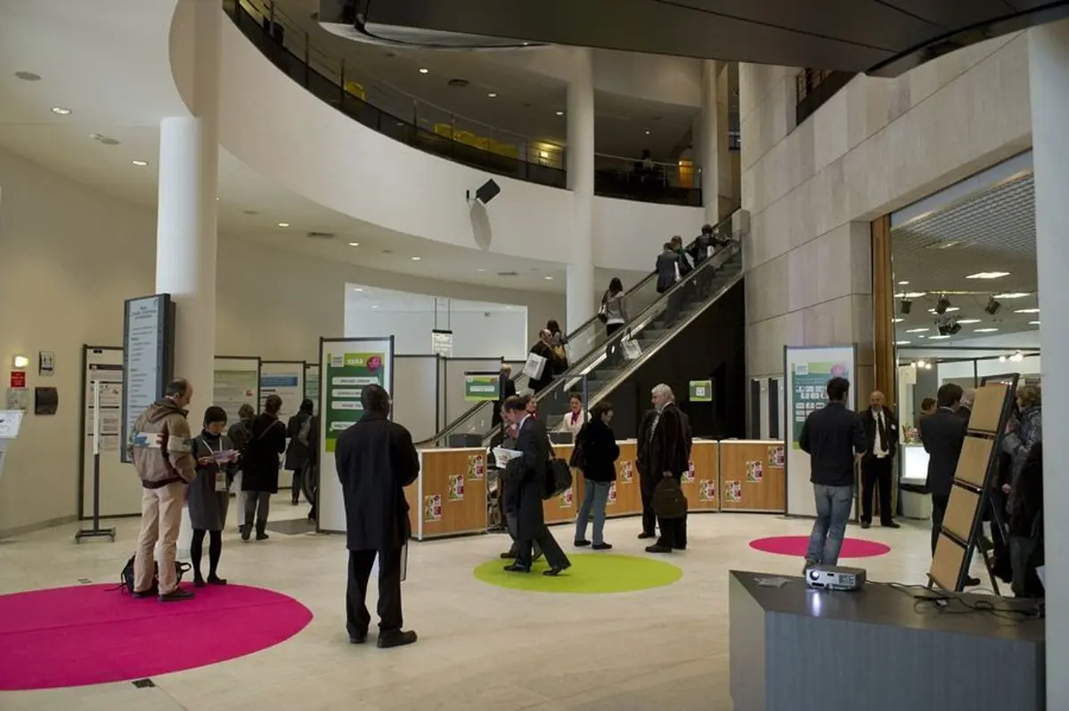 Hall d'accueil du Palais des Congrès de Dijon