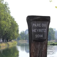 L'entrée Sud du parc du Heyritz &copy; JDS