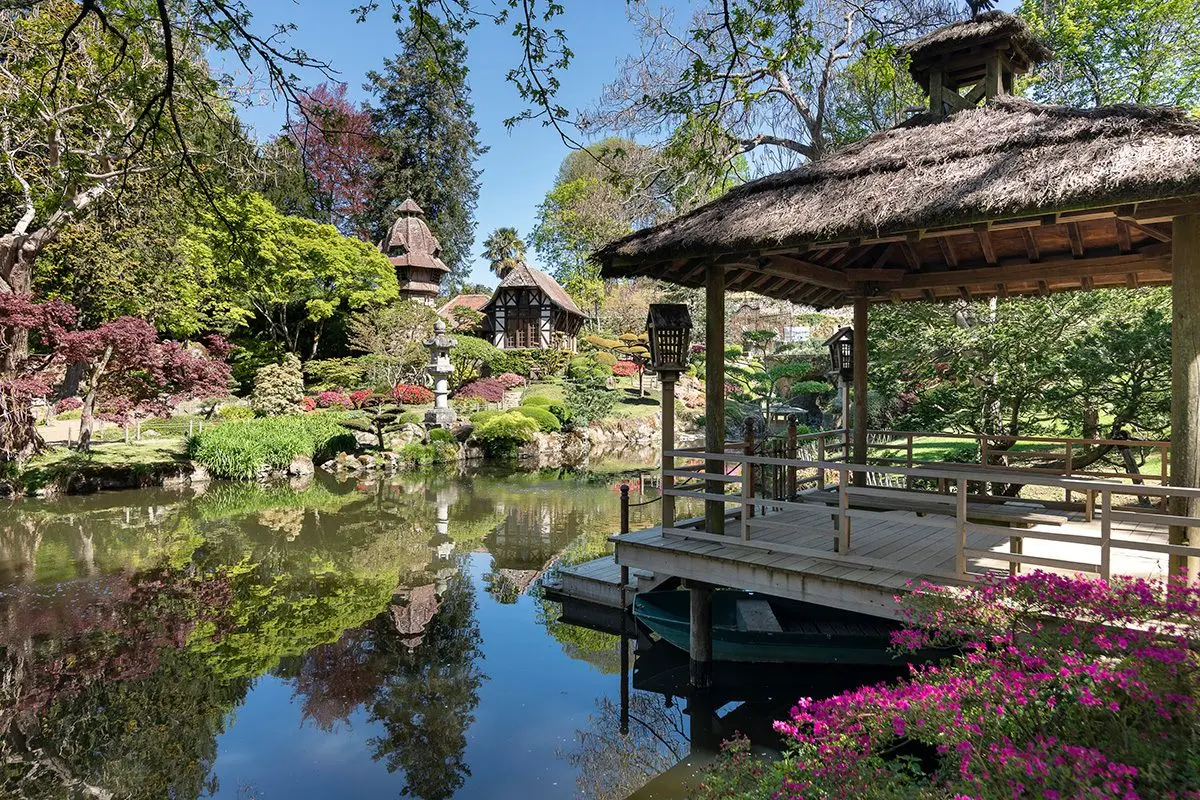 Parc Oriental de Maulévrier et son étangs jalonnais  