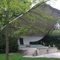 Le Parc Salvator, un beau lieu de d&eacute;tente pour les Mulhousiens de tous &acirc;ges DR