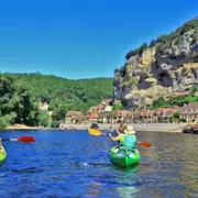 Parcours en canoë de 9 km à La Roque-Gageac (24)