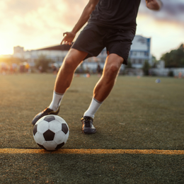 Paris sport dimanches : Football et renforcement musculaire au TEP Angélique Duchemin (ex- Amandiers)