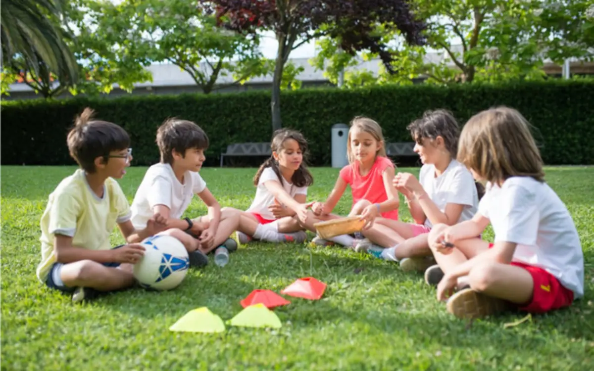 Paris sport dimanches : Football et renforcement musculaire au TEP Angélique Duchemin (ex- Amandiers)