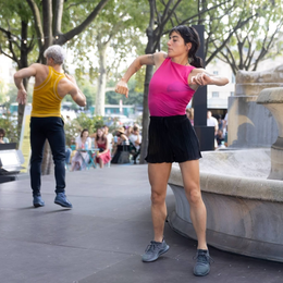 Paris Sportives : Danse sur la place Marek Edelman
