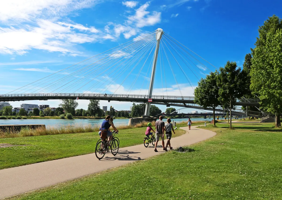Passerelle des Deux Rives / Passerelle Mimram