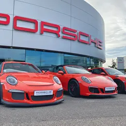 Passion Automobiles à Mulhouse :  Porsche ou Lambo... mon coeur balance !