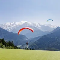 La magie de la montagne, vue d'un parapente 🪂 &copy; Arnaud Lesueur