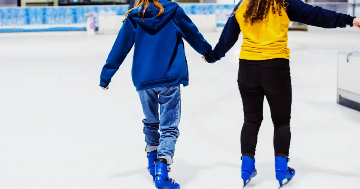 Patinoire : soirée tube de l'été