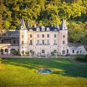 Patrimoines à savourer dans le parc du château de Perreux à Nazelles-Négron