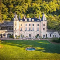 Patrimoines à savourer dans le parc du château de Perreux à Nazelles-Négron
