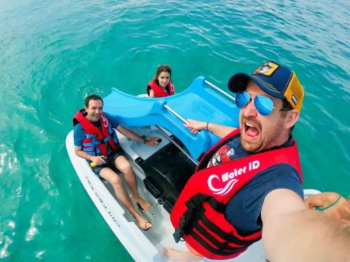 Pédalo Plage de Pampelonne à Ramatuelle (83)